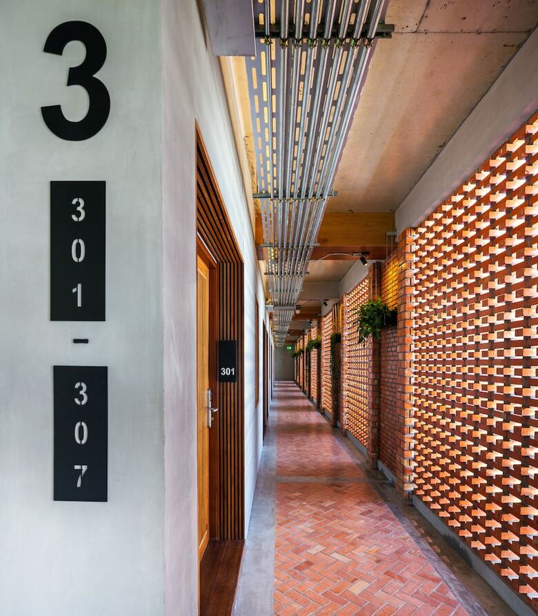 Laekhon Nonbai Hotel