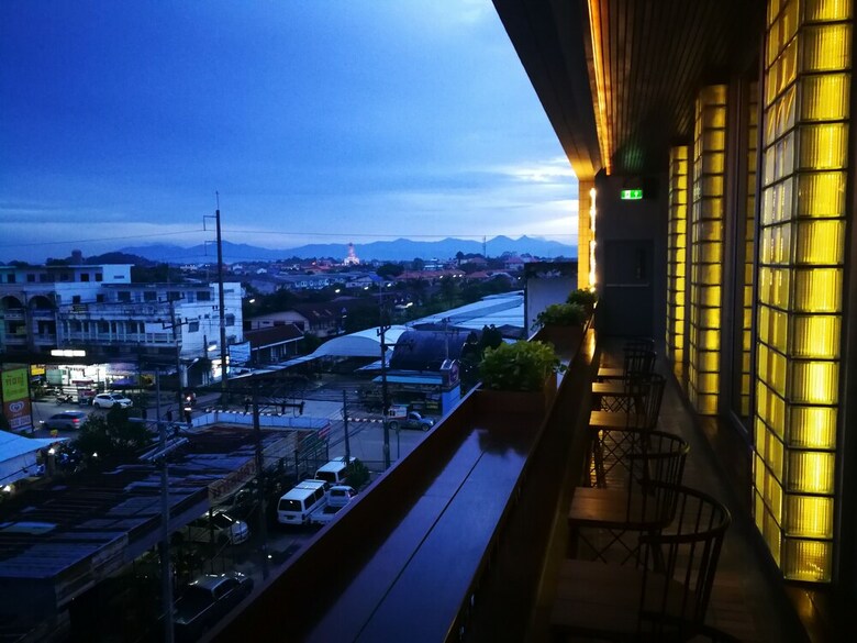 Laekhon Nonbai Hotel