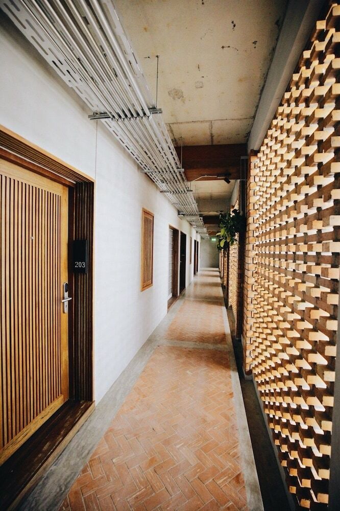 Laekhon Nonbai Hotel