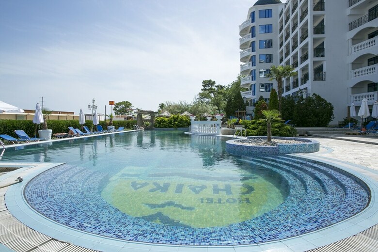 Hotel Chaika Beach Resort