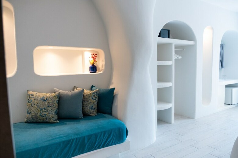 Aloni Hotel