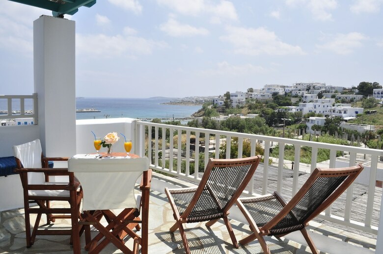 Aloni Hotel