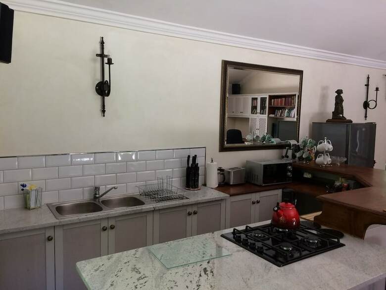 Villa Camelot In Constantia