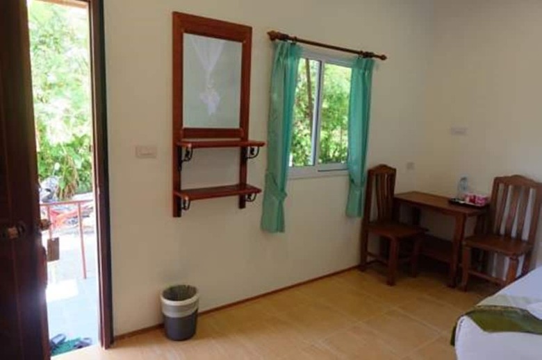 Hotel Khaosok Bamboo Huts Resort