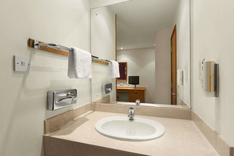 Hotel Days Inn By Wyndham Stevenage North