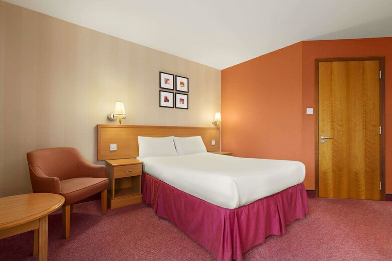 Hotel Days Inn By Wyndham Stevenage North