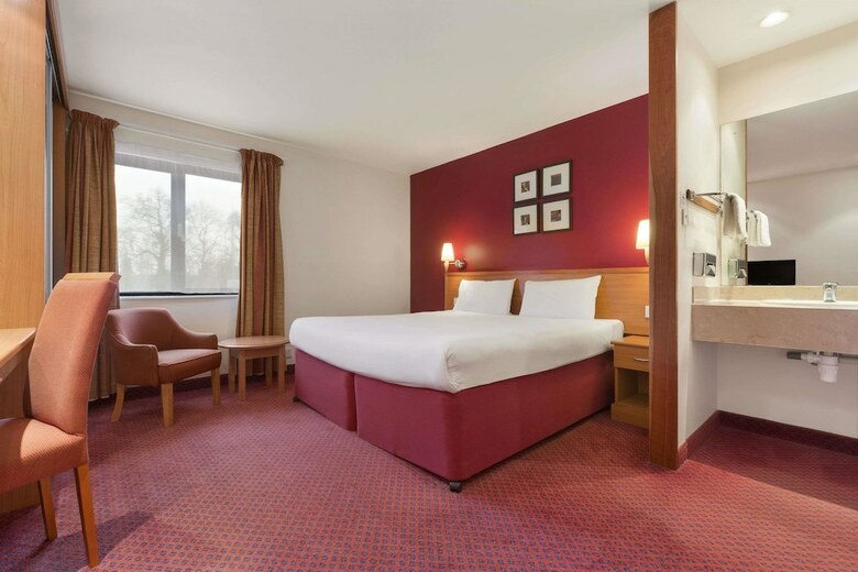 Hotel Days Inn By Wyndham Stevenage North