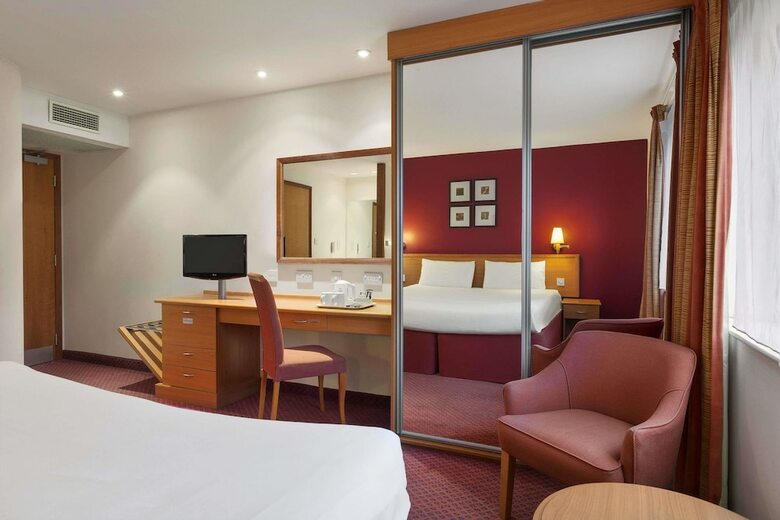 Hotel Days Inn By Wyndham Stevenage North