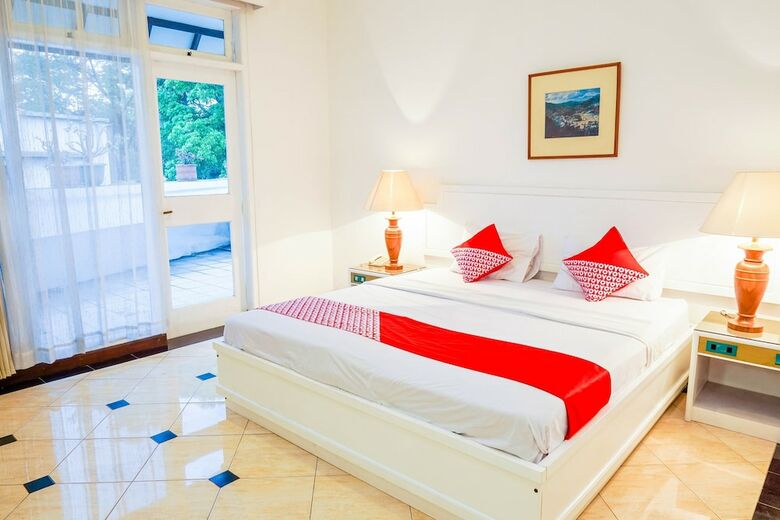 Oyo 1452 Hotel Utari