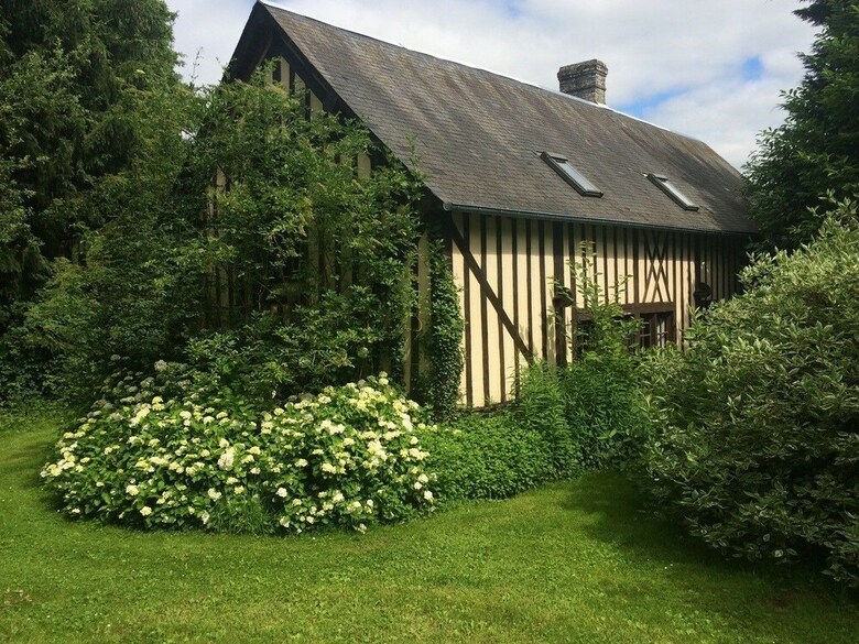 La Boursaie 16th C. Cider Farm Cottages