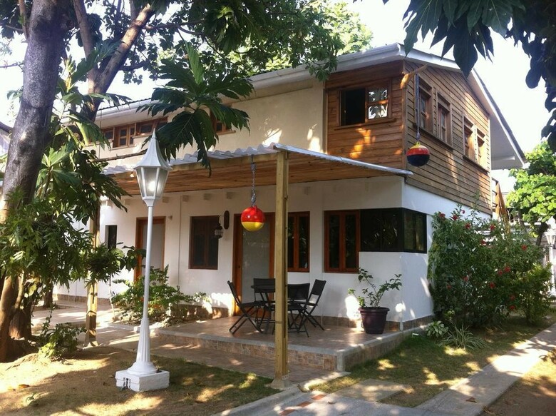 Hostal Casaluna
