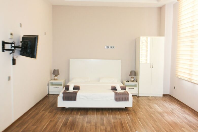 Hostal Check-in Baku Hotel & Hostel