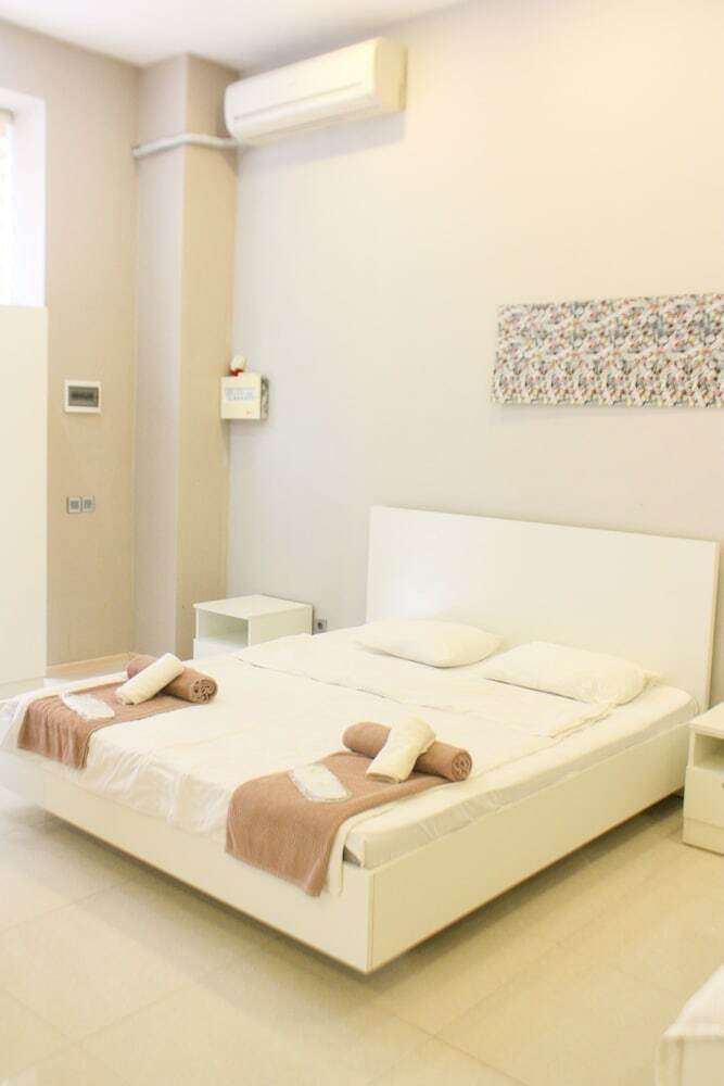 Hostal Check-in Baku Hotel & Hostel
