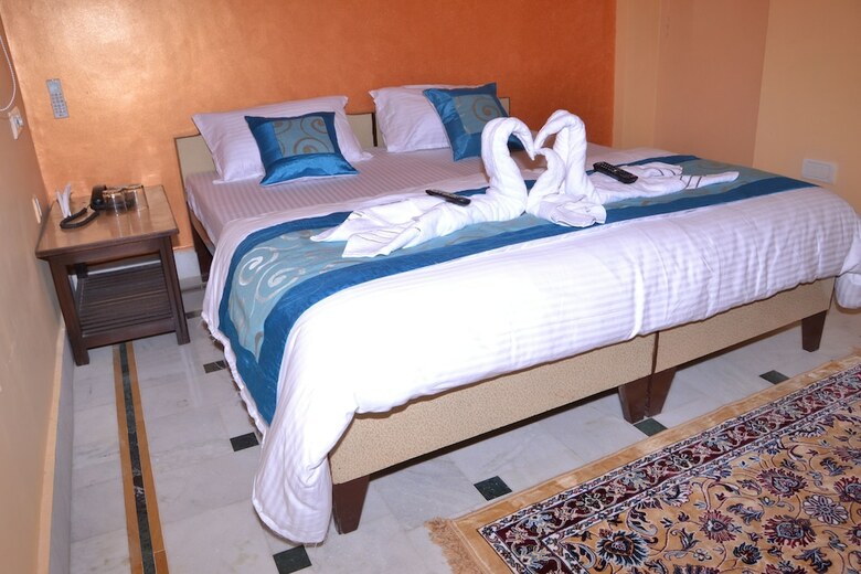 Hotel Chouhan Palace