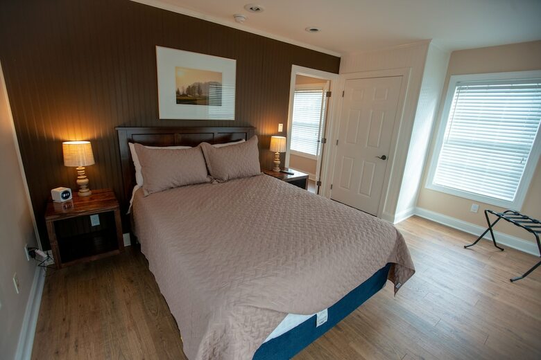 Apartamentos Howard's Creek Inn