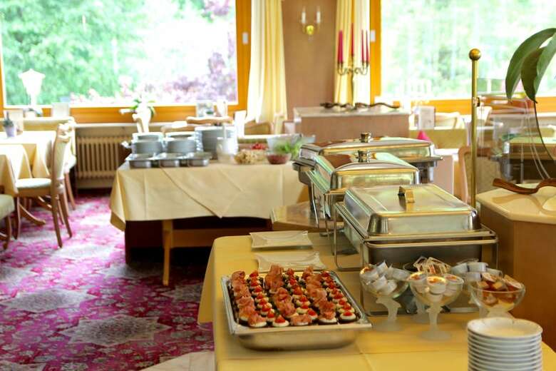 Hotel Gassbachtal & Nibelungen Caf�