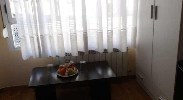 Hostal Becares