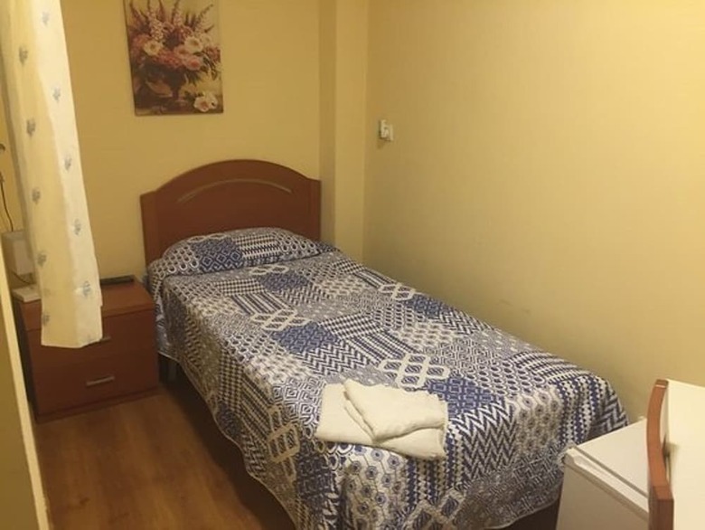 Hostal Becares