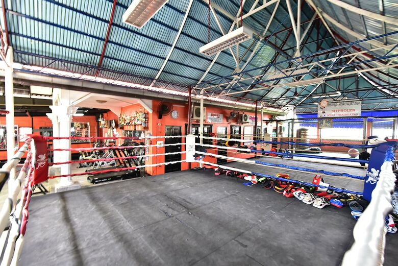 Hostal Sitpholek Muay Thai Camp - Hostel