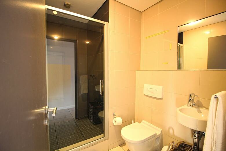 Apartamentos Harbour Edge 302