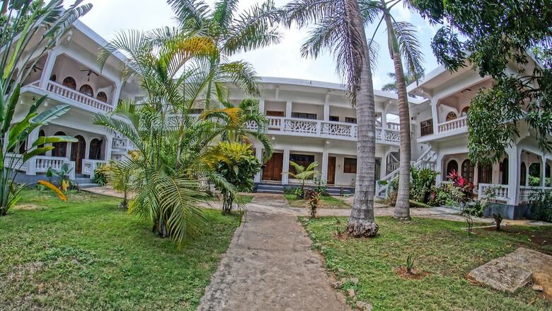 Hotel Pure Oasis