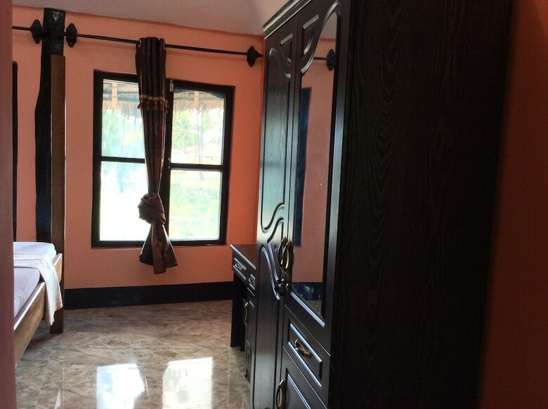 Hotel Kajibange Bar And Guesthouse