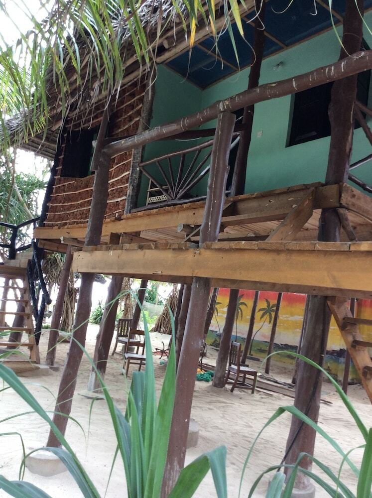 Hotel Kajibange Bar And Guesthouse