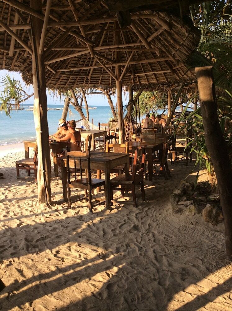 Hotel Kajibange Bar And Guesthouse