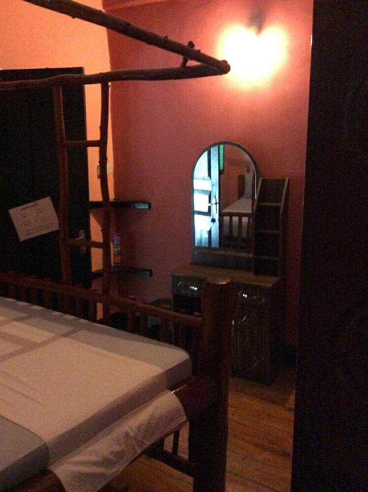 Hotel Kajibange Bar And Guesthouse