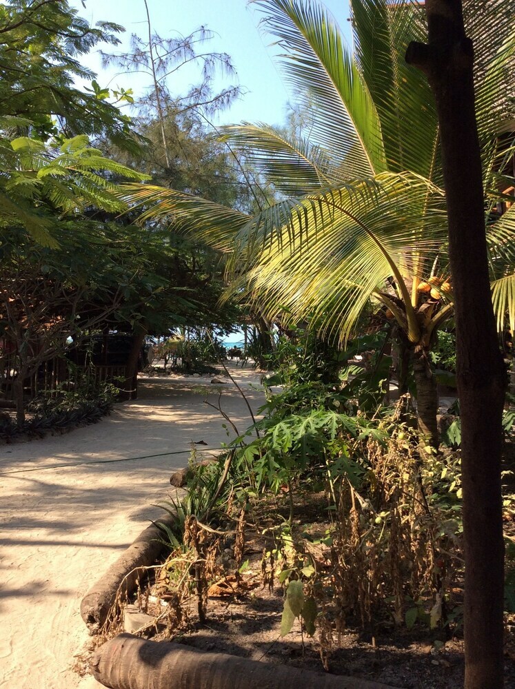 Hotel Kajibange Bar And Guesthouse