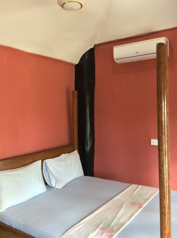 Hotel Kajibange Bar And Guesthouse
