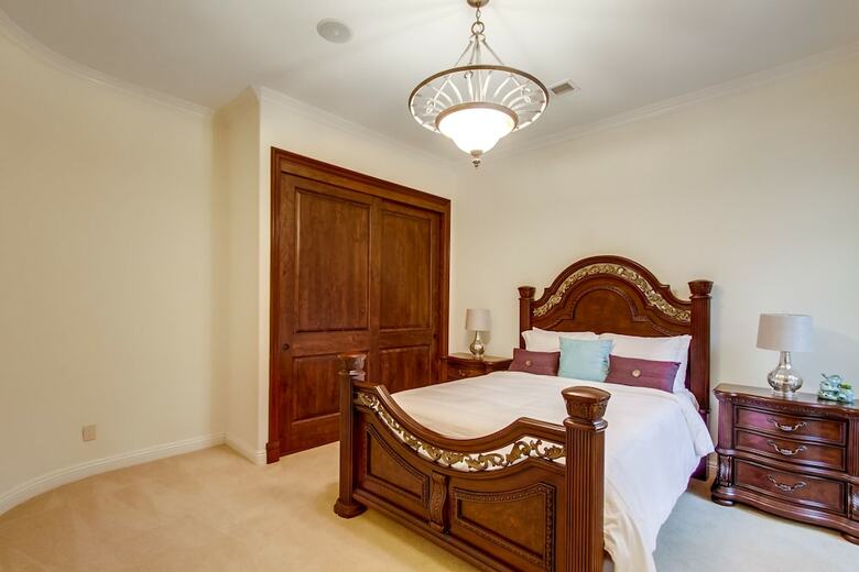 Tropical 5br La Jolla Retreat By Namastay