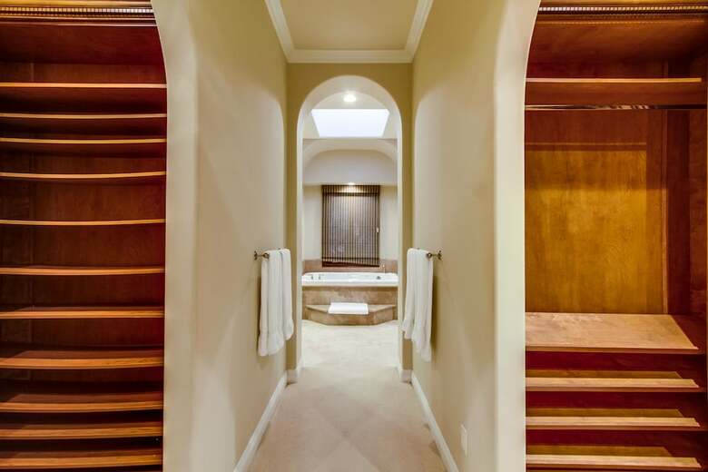 Tropical 5br La Jolla Retreat By Namastay