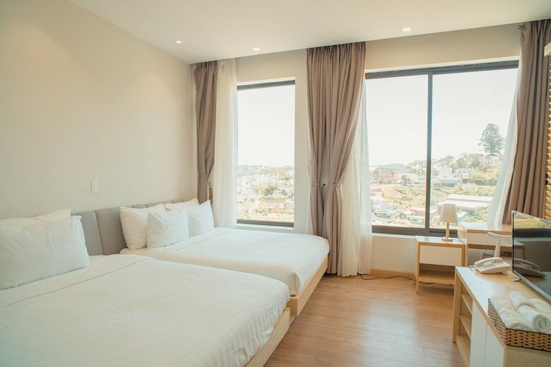 Hotel Dalat Home