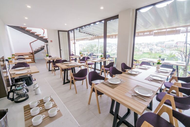 Hotel Dalat Home