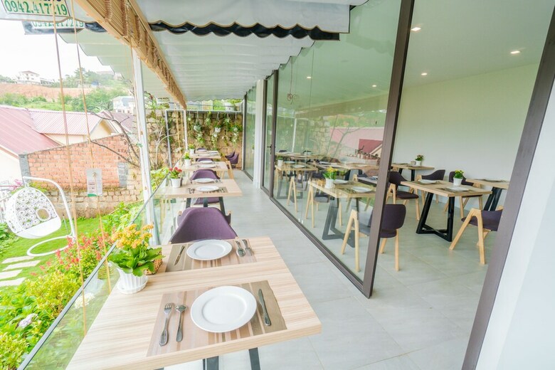 Hotel Dalat Home