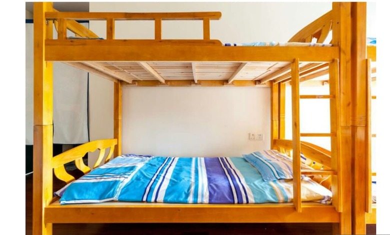 Hostal Blue Age Hostel