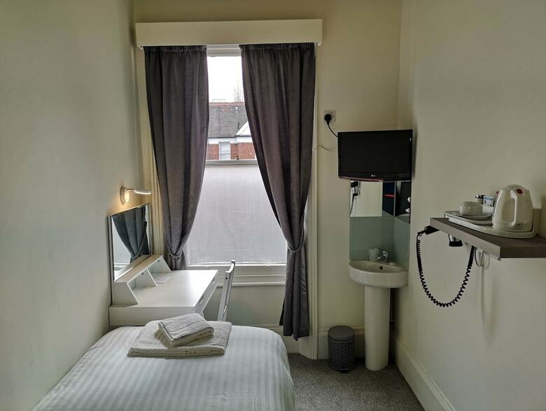 Dawson House Hotel