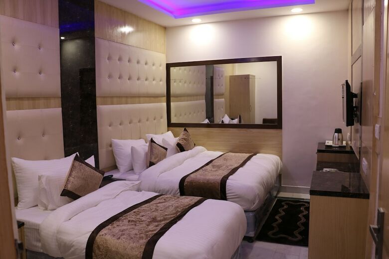 Hotel The Karlo Kastle By Check In Room