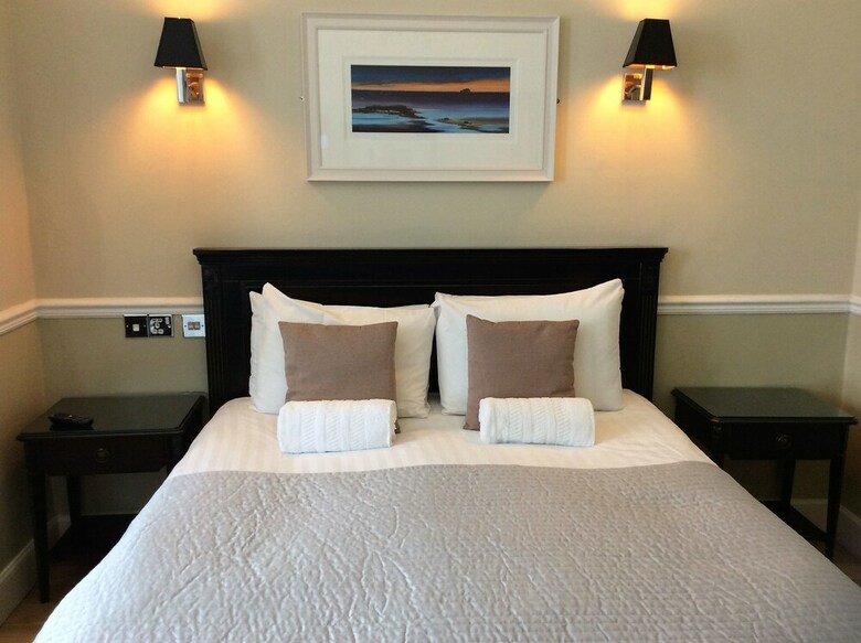 The Haymarket Lairg Hotel
