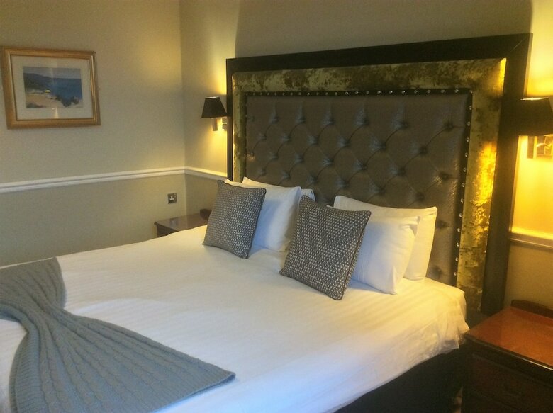 The Haymarket Lairg Hotel