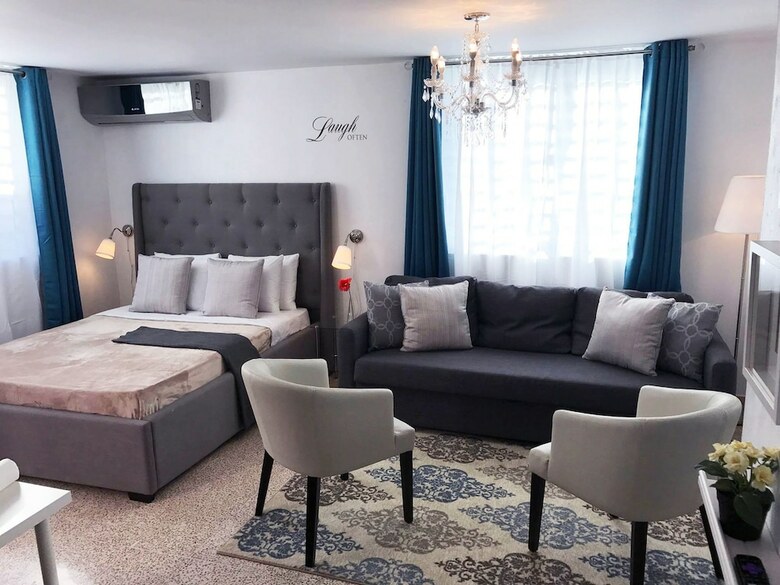 Apartamentos Chandelier 101