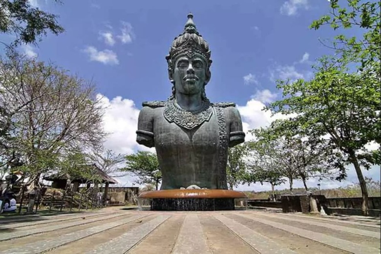 Puri Bendesa Villa