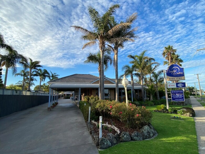 Coastal Waters Motor Inn
