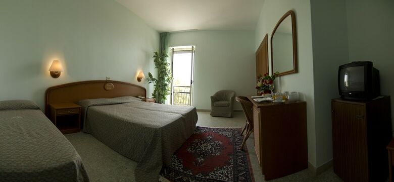 Hotel Eden