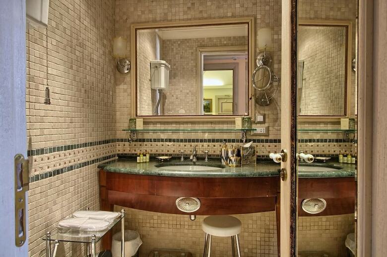 Hotel The Pucic Palace