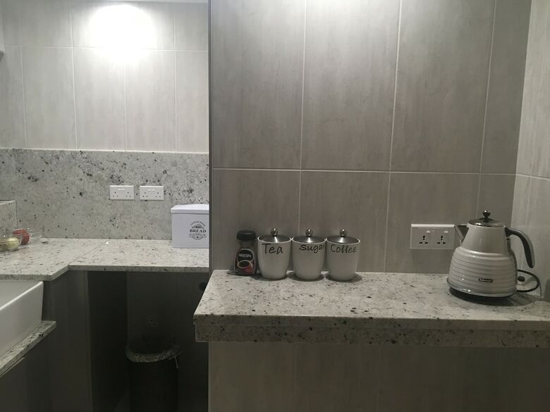 2 Bedroom Executive & Holiday Suburban Home