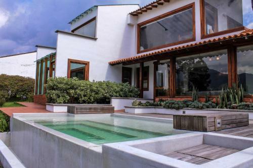 Hotel Termales El Oto�o