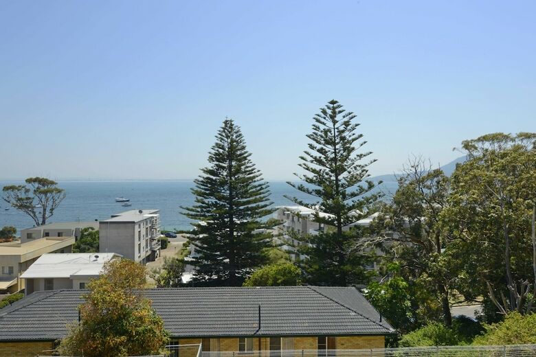 Sundeck Unit 9 - Shoal Bay