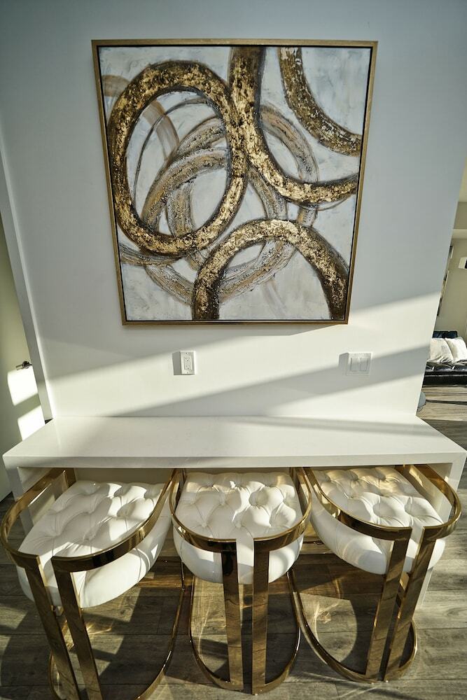 The Dover Boutique Suites